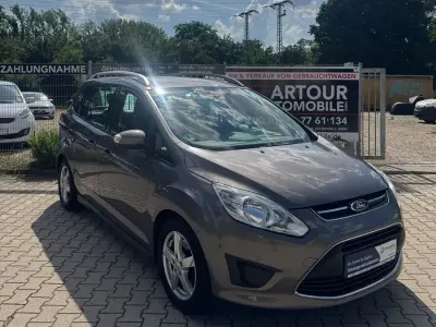 Gebraucht Ford Grand C-Max Trend 101 PS (74 kW) 2014 Braun Van / Kleinbus