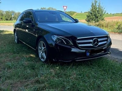 Mercedes E200