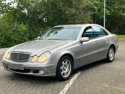 Używany Mercedes E220