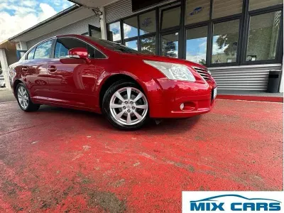 Gebraucht Toyota Avensis Executive 152 PS (111 kW) 2009 Rot Limousine