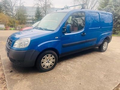 Usata Fiat Doblò 101 CV (74 kW) 2007 Blu Monovolume