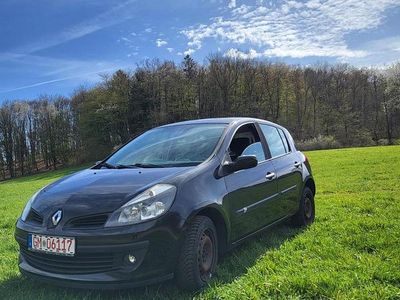 Gebraucht Renault Clio II 75 PS (55 kW) 2007 Schwarz Kleinwagen