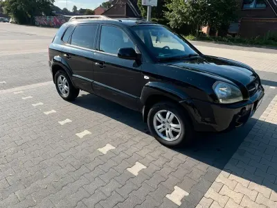 Gebraucht Hyundai Tucson 141 PS (103 kW) 2008 Schwarz SUV