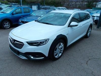 Usata Opel Insignia Country Tourer Basis 209 CV (153 kW) 2018 Bianco Station wagon