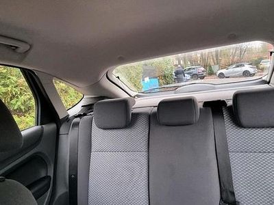 Blau Gebraucht 2007 Ford Focus Limousine | 1.700 €