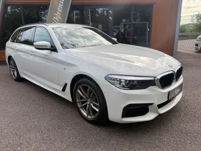 Gebraucht BMW 520 M Sport 190 PS (139 kW) 2018 Alpinweiss iii Kombi