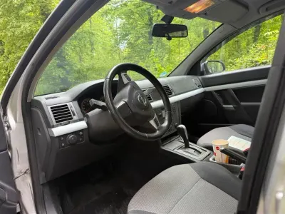 Gebraucht Opel Vectra 155 PS (114 kW) 2005 Silber Kombi