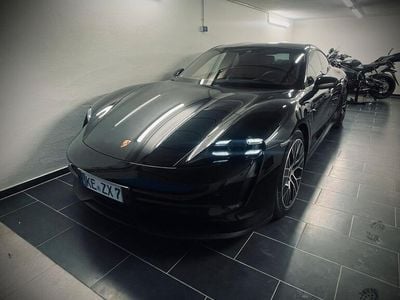 Porsche Taycan 4S