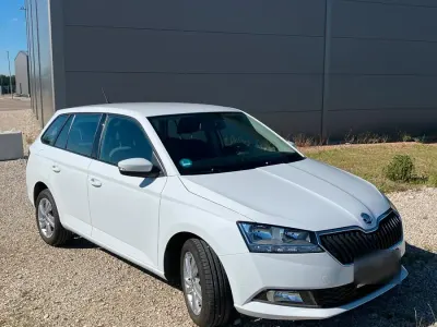 Gebraucht Skoda Fabia 95 PS (69 kW) 2021 Weiß Kleinwagen