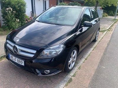 Mercedes B200