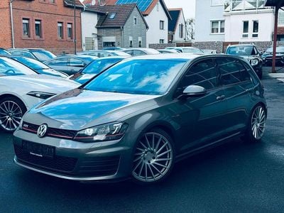 Gebraucht VW Golf VII GTI 220 PS (161 kW) 2014 Grau Limousine