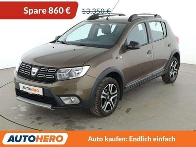 Usata Dacia Sandero Celebration 90 CV (66 kW) 2018 Marrone Utilitaria