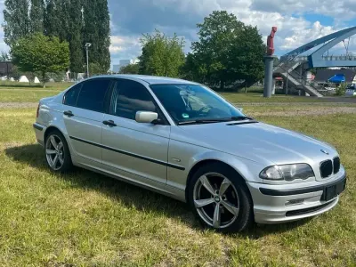 Gebraucht BMW 316 104 PS (76 kW) 1998 Silber Limousine