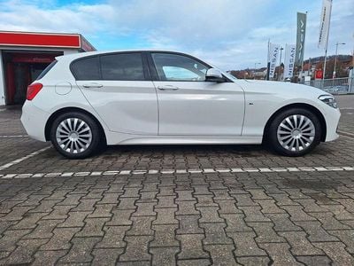 Gebraucht BMW 116 M Sport 109 PS (80 kW) 2017 Weiß Kleinwagen
