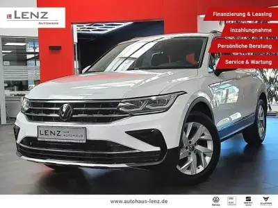 Gebraucht VW Tiguan Elegance 150 PS (110 kW) 2023 Weiß SUV