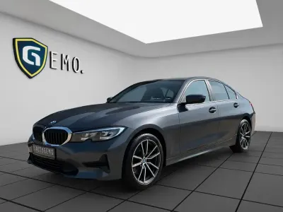 Gebraucht BMW 318 Advantage 150 PS (110 kW) 2020 Grau Limousine