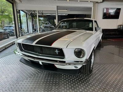 Second-hand Ford Mustang 252 CP (185 kW) 1968 Alb