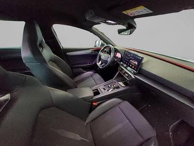 Gebraucht Cupra Leon Basis 245 PS (180 kW) 2023 Weiß Kombi