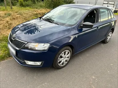 Gebraucht Skoda Rapid Active 86 PS (63 kW) 2015 Blau Kleinwagen