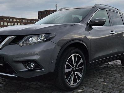 Gebraucht Nissan X-Trail Tekna 163 PS (119 kW) 2016 Grau SUV