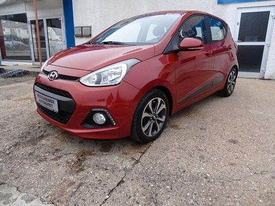 Red passion / mic Gebraucht 2014 Hyundai i10 Edition Kleinwagen | 6.990 € (Fairer Preis)