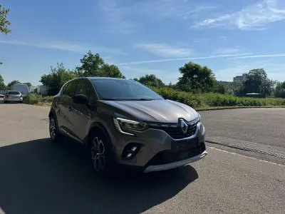 Gebraucht Renault Captur Techno 158 PS (116 kW) 2023 Grau SUV