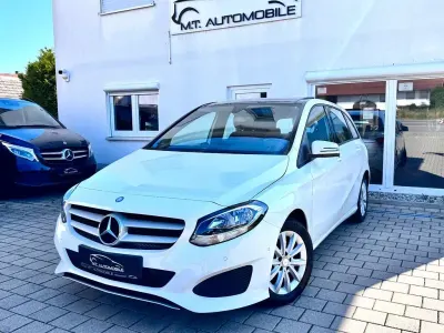 Gebraucht Mercedes B200 156 PS (114 kW) 2016 Weiß Kleinwagen