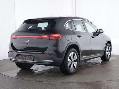 Mercedes EQA250