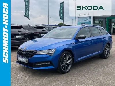 Gebraucht Skoda Superb SportLine 200 PS (147 kW) 2023 Raceblau (blau) Kombi