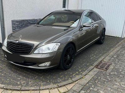 Mercedes S320