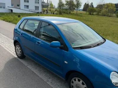 Occasion VW Polo Basis 75 ch (55 kW) 2004 Bleue Citadine