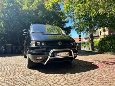 Gebraucht VW T4 102 PS (75 kW) 2002 Schwarz Van