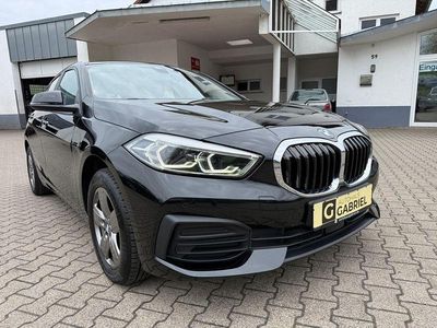 Second-hand BMW 118 Advantage 136 CP (100 kW) 2022 Negru Hatchback