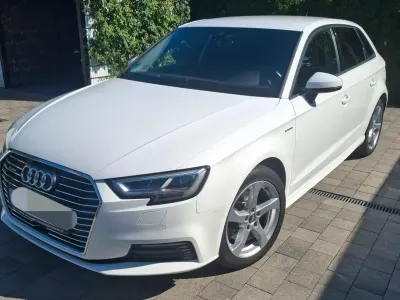 Gebraucht Audi A3 Sportback e-tron 204 PS (150 kW) 2017 Weiß Kleinwagen