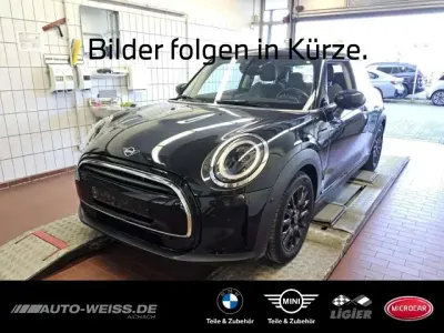 Gebraucht Mini Cooper 136 PS (100 kW) 2023 Midnight black ii Kleinwagen