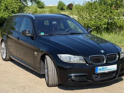 Używany BMW 330 Sport Line 245 KM (180 kW) 2011 Czarny Kombi
