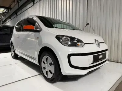 Usata VW up! CLUB 60 CV (44 kW) 2016 Bianco Utilitaria