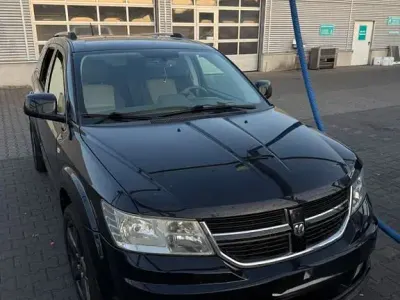 Gebraucht Dodge Journey 179 PS (131 kW) 2025 Schwarz SUV