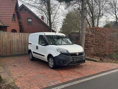 Weiß Gebraucht 2017 Fiat Doblò Van / Kleinbus | 6.000 € (Fairer Preis)