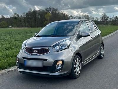 Gebraucht Kia Picanto 67 PS (49 kW) 2015 Kleinwagen