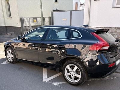Gebraucht Volvo V40 Business Edition 150 PS (110 kW) 2012 Schwarz Kleinwagen