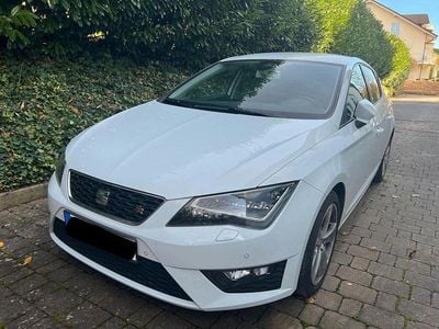 Weiß Gebraucht 2014 Seat Leon FR Limousine | 10.500 € (Fairer Preis)