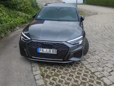 Gebraucht Audi A3 S-Line 150 PS (110 kW) 2021 Grau Limousine