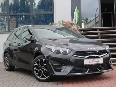 Gebraucht Kia Ceed Sportswagon GT-Line 160 PS (117 kW) 2024 Schwarz Kombi