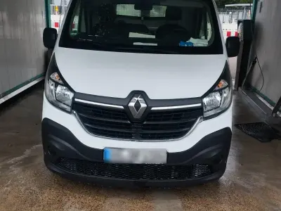Gebraucht Renault Trafic 2021 Weiß Van / Kleinbus