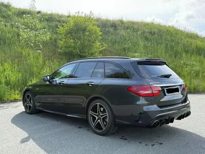 Gebraucht Mercedes C43 AMG AMG 390 PS (286 kW) 2020 Grau Limousine