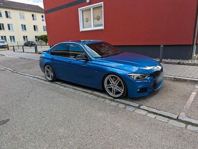 Gebraucht BMW 330 M Sport 258 PS (189 kW) 2015 Blau Limousine