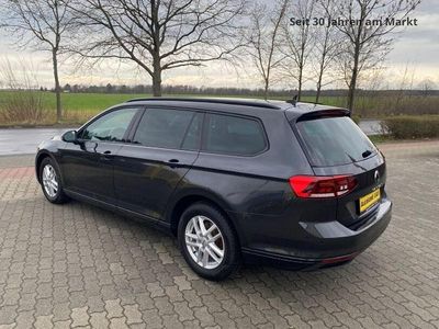 Gebraucht VW Passat Conceptline 150 PS (110 kW) 2022 Grau Kombi