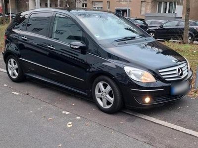 Gebraucht Mercedes B200 140 PS (102 kW) 2005 Schwarz Van / Kleinbus