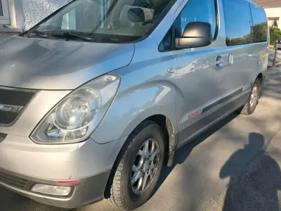 Gebraucht Hyundai H-1 2008 Silber Van / Kleinbus
